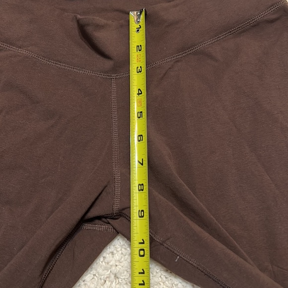 PATAGONIA NWOT L tranquila capris form fitting leggings in brown - Picture 7 of 10